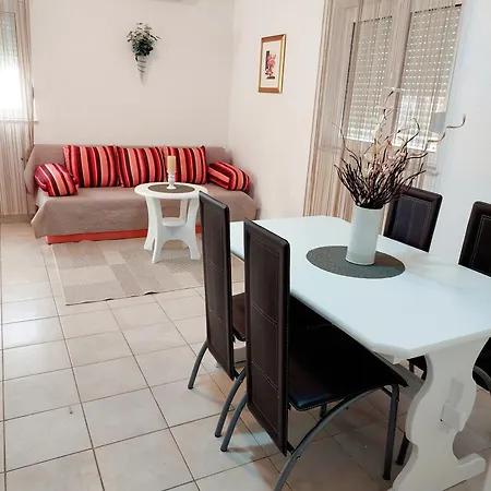 Apartment Kobi Vir
